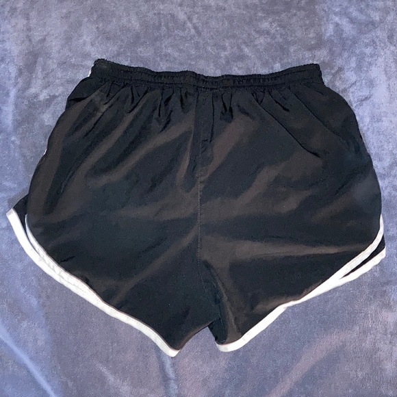 Nike Fit Dry Shorts - Picture 2 of 4
